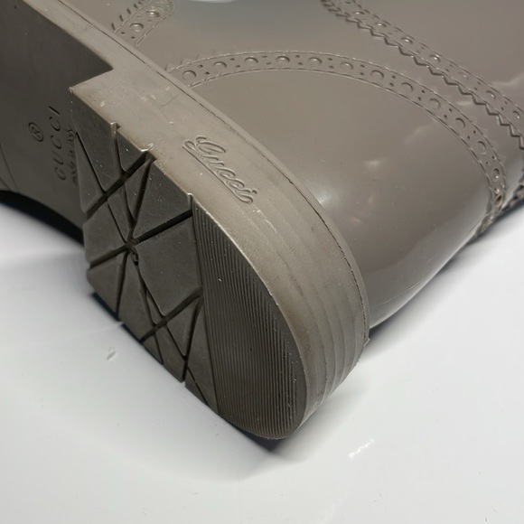 Authentic Gucci Rainboot - Picture 12 of 15